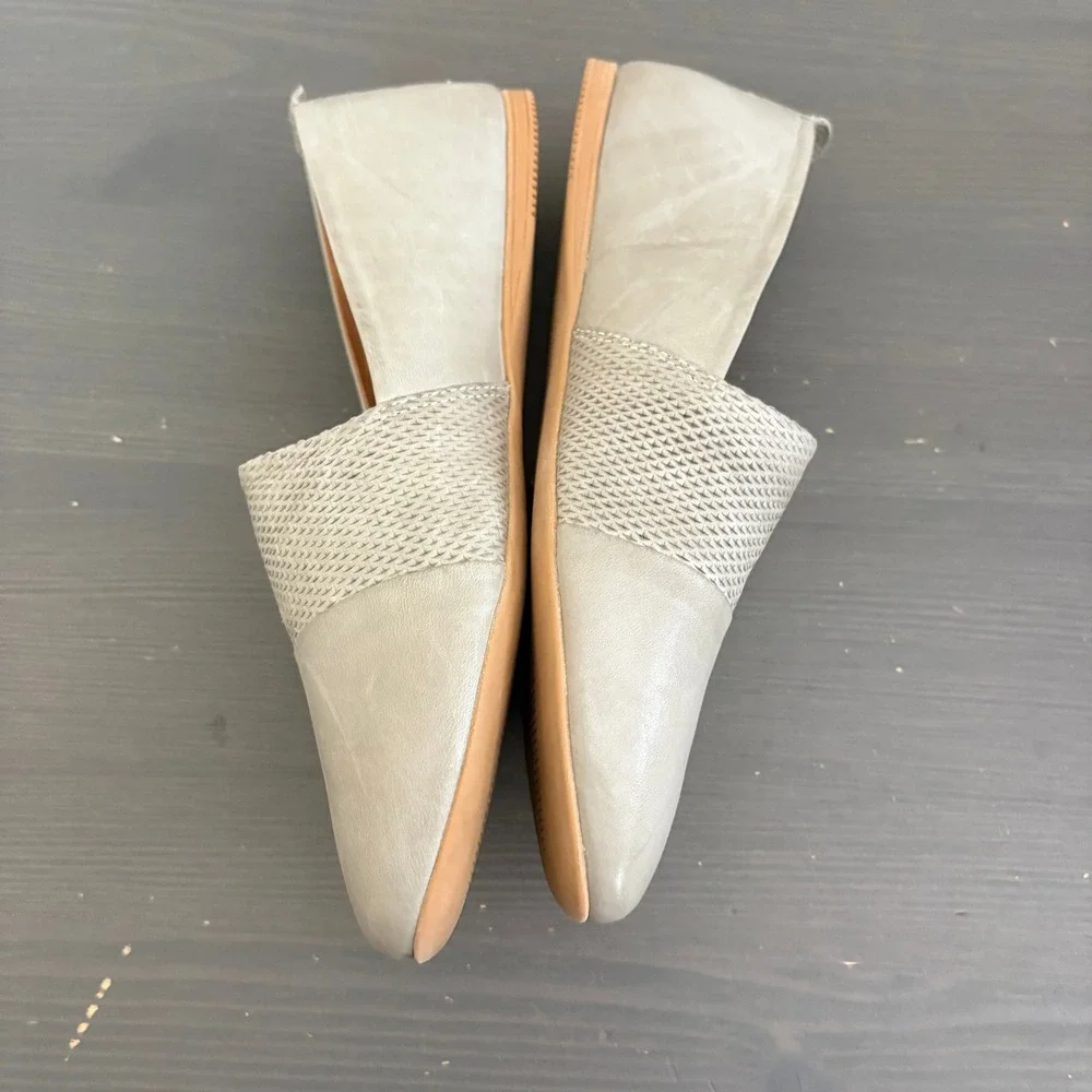 Miz Mooz‎ Hailey Flats 37 Grey Leather Textured Slip On Almond Toe